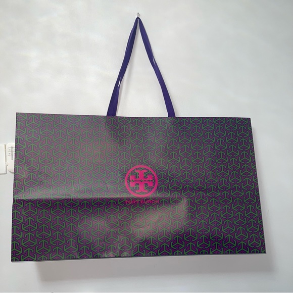Tory Burch Gifting / Storage Bags In Different Sizes, Patterns & Colors - Picture 13 of 16